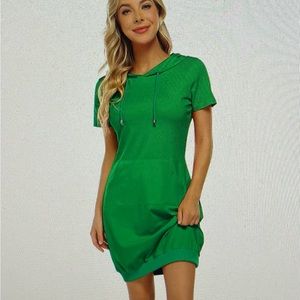 Missky green hoodie kangaroo pocket cotton sweatshirt dress, size L athleisure